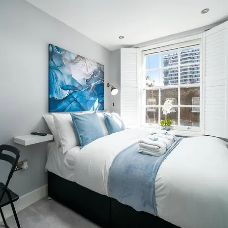 Luxury 6 Bedroom House In Star Street London Exterior photo